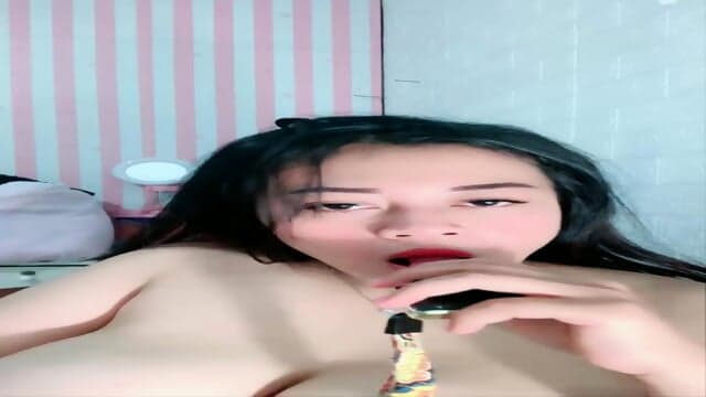 BEBI DETTIA BOHAY J1LAT UT11NG SENDIRI KLUAR ASI