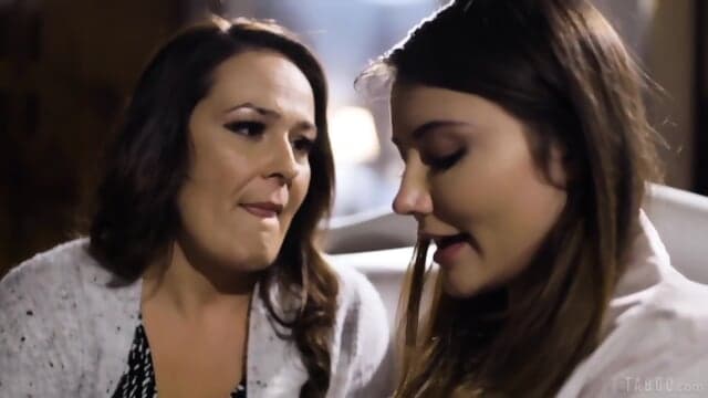 Uma QuestÃ£o De Orgulho (LG) Elexis Monroe,Adria Rae