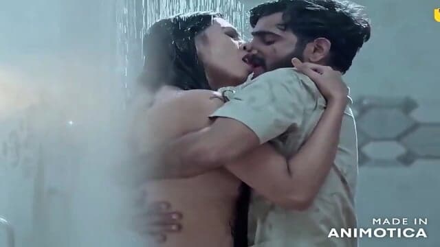 Simran Khan Takes Hot Bath With Bf
