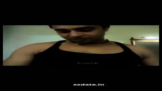 Desi lover fuck his punjabi gf in hotel room viral full xxx video hindi.