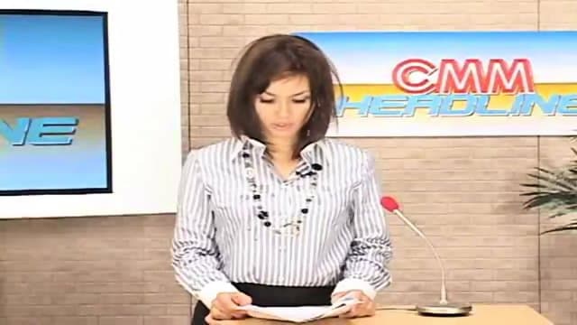 News Anouncer Facial On Tv