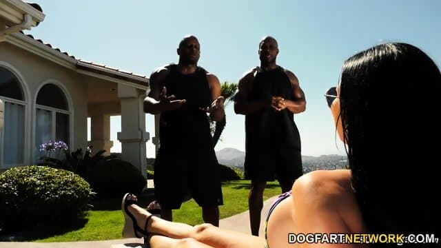 Busty Housewife Jasmine Jae Gets DP d By Black Trainers