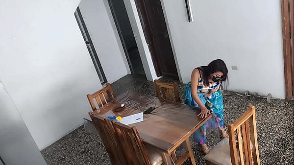 exclusivo!! le pedi ayuda a mi hermanastro en unas tareas, luego me puse muy cachonda y termine haciendo algo inesperado