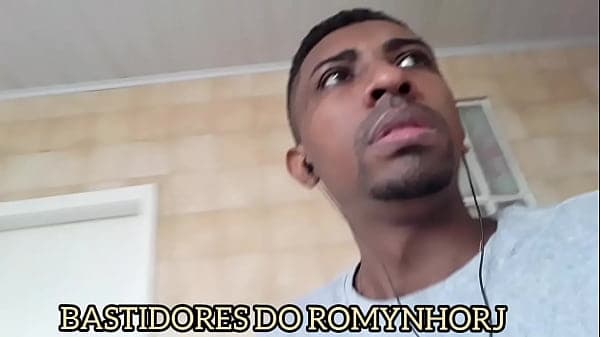 ATOR porn&ocirc; em casa