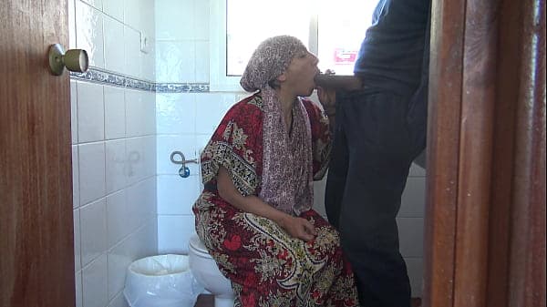 Amateur Arab Turkish Milf First Time Sex With A Big Black Cock