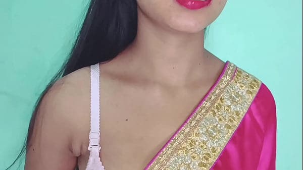 She Is Enjoy Pussy Licking