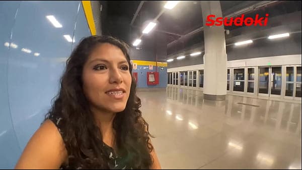 Tenemos una cita de TURISMO en MEXICO, vamos en TREN y luego vamos a mi casa para continuar con LA CITA, Se le vio Demas el vestido y terminamos cogiendo de la excitaci&oacute;n. SUB ENG