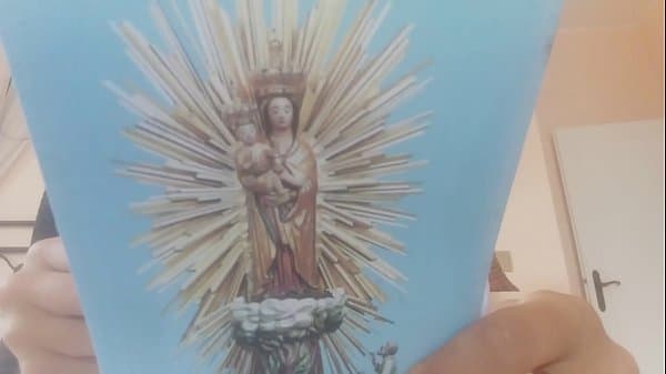 without limit and without any respect, I make penises on the face of mary