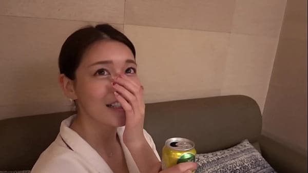 職場では厳しいバリキャリ上司も家では寂しいレスられ妻&hellip;性欲ブチ上がり中の欲求不満アラサーOLと仕事終わりの平日ラブホ不倫！勃起角度ハンパない年下チ●ポに跨って爆乳がぶるるん揺れる！オトナの余裕も吹っ飛ぶ激しいピストンに本能剥き出しで子種を搾り取る！ Part1