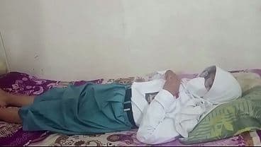 Ngentot sama adik tiri waktu rumah sedang sepi
