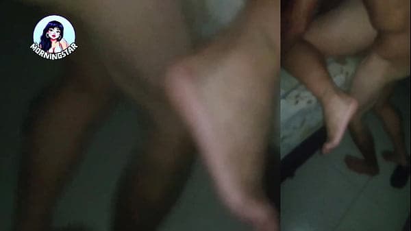 ESPOSA SENDO FODIDA NA BEIRINHA DA CAMA