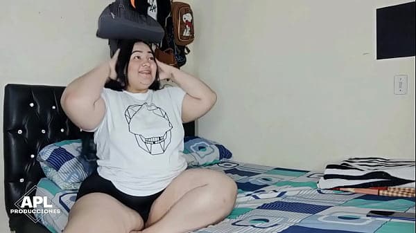 Me siento solita en casa, y me toca llamar al vecino para que me haga un poco de compa&ntilde;ia