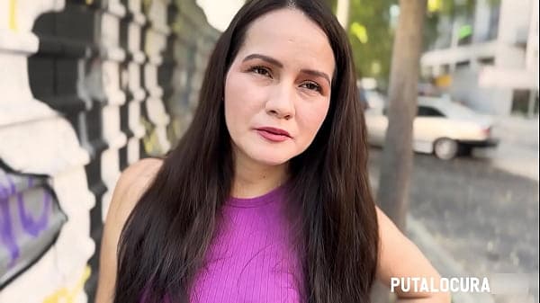 PutaLocura - La mexicana sensual Kiara M es convencida por Torbe y traga semen en pillada.