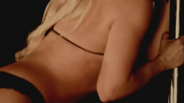 Shakira Pole Dancing