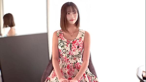2025年デビュー予定の新人グラビアアイドル19才 流出厳禁の衝撃ハメ撮り映像を期間限定で公開