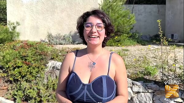 Mizaki et ses gros seins se fait d&eacute;monter par une grosse bite