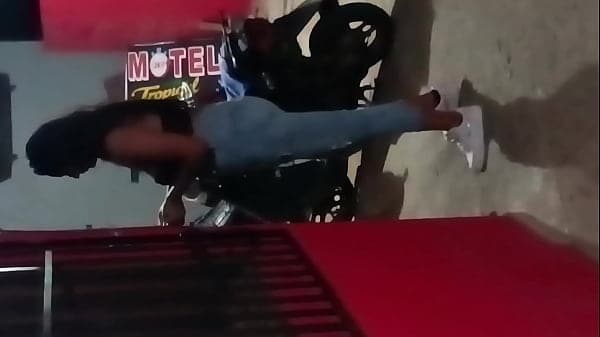 Se folla a joven de 21 a&ntilde;os despu&eacute;s de la disco sexo en motel p&uacute;blico