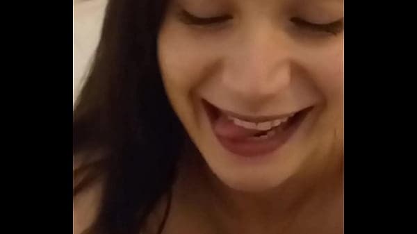 Ela Fez 18 Anos e Gritou Dando o Cuzinho no Motel! (ANAL)