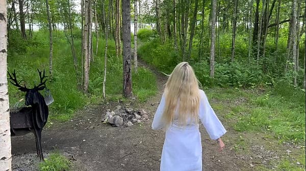 Outdoor risky sex with hot blonde in fishnet