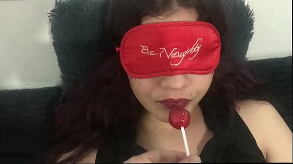 Tapate los ojos hermanastra te dar&eacute; la mejor follada de tu vida