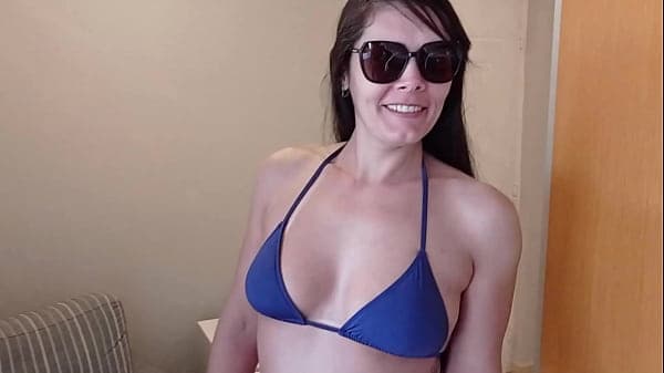 Esposa de ex-prefeito do interior de SP traindo o marido com empres&aacute;rio durante viagem de neg&oacute;cios