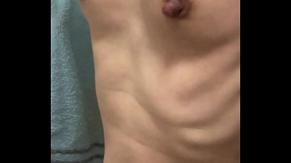 After taking a bath before sex, I brushed my teeth. My nipples were soft at this time, so I licked them later to make them erect. Beautiful wife, beautiful breasts, Japanese,
