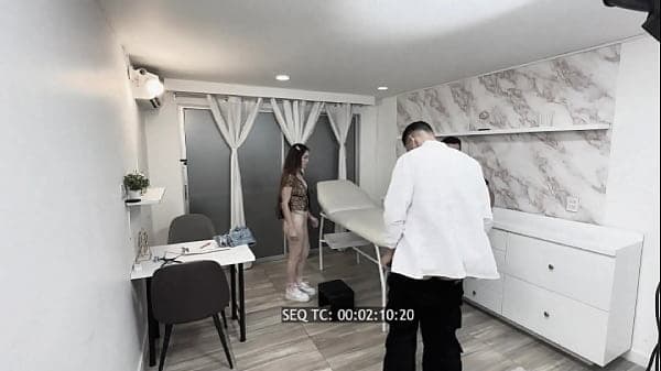 Juan Bustos VOYEUR #01 Karolin Gomezxx & Millan Rodriguez - behind the porn