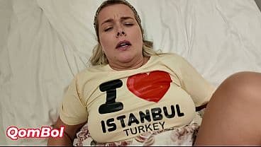 b&uuml;y&uuml;k g&ouml;tl&uuml; turist kadın istanbul'da otel personeliyle seks yapıyor
