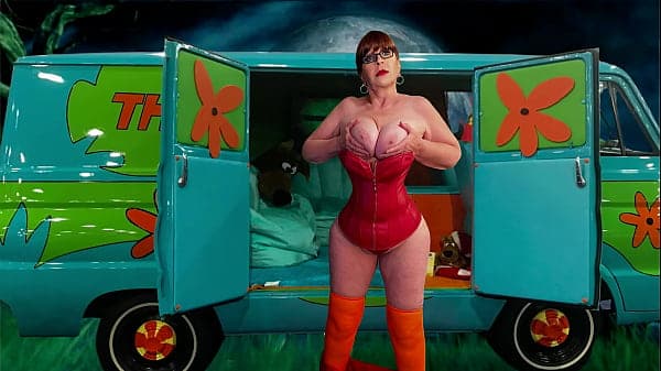 Granny Velma Dinkley: It's No Mystery - Fingered & Licked To Orgasm!
