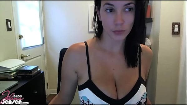 Hairy Pussy! Jelena Jensen Wanna Play With Her Big Boobs & Cunt!