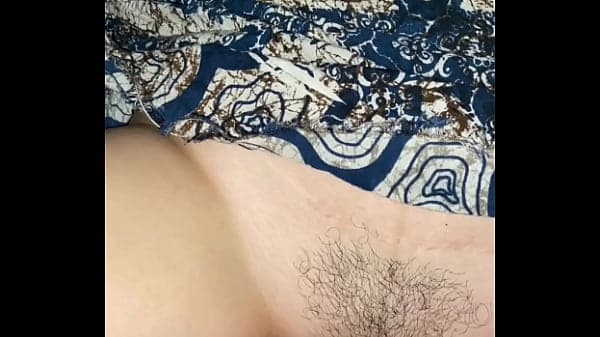 Aku keluarin dulu nanti habis ini gantian kamu yang crot