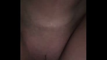 Vazado celular da casadinha gostosa com amante. Amante grava a vizinha casada gostosa e libera o video nos grupos da cidade.
